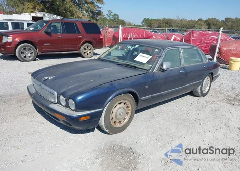 1998 Jaguar Xj8 Vanden Plas z USA, uszkodzony, nr VIN SAJKX6244WC843747